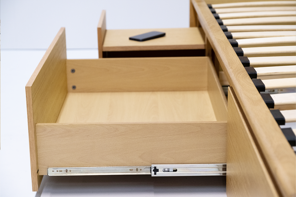 Koeler Queen Storage Bed Frame