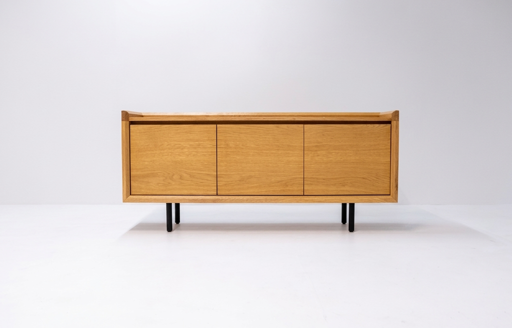 Peninsular 3 Door Entertainment Unit